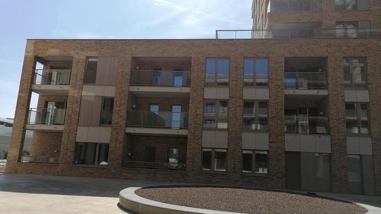 Bartine - Modern And Spacious Flat Near The Sea, Free Parking Space Oostende Eksteriør bilde