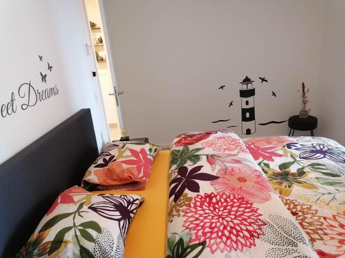 Bartine - Modern And Spacious Flat Near The Sea, Free Parking Space Oostende Eksteriør bilde