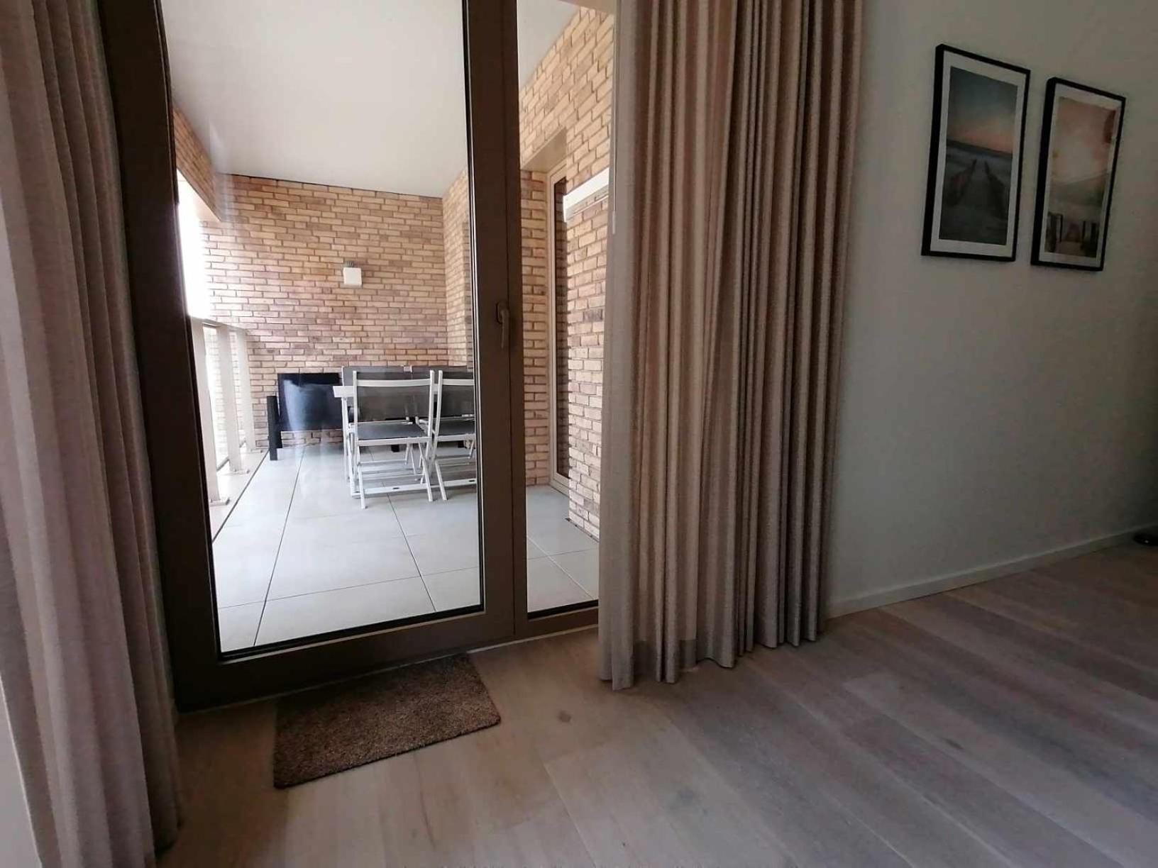 Bartine - Modern And Spacious Flat Near The Sea, Free Parking Space Oostende Eksteriør bilde