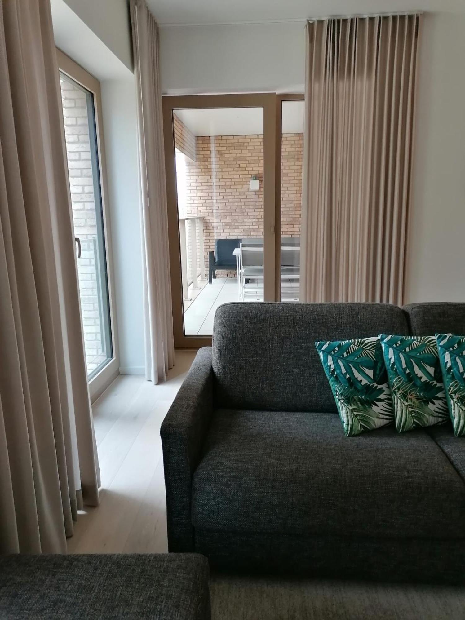 Bartine - Modern And Spacious Flat Near The Sea, Free Parking Space Oostende Eksteriør bilde